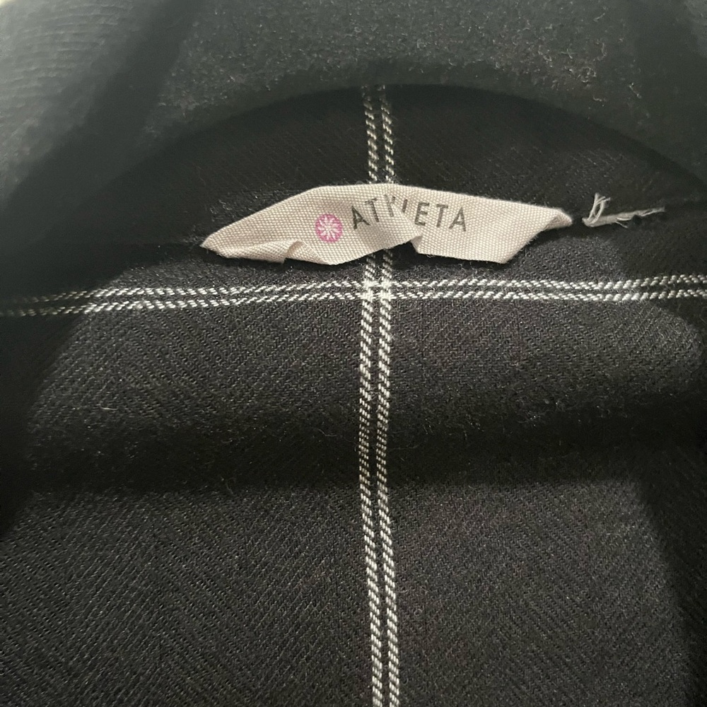 ATHLETA :: TOP - Picture 3 of 16